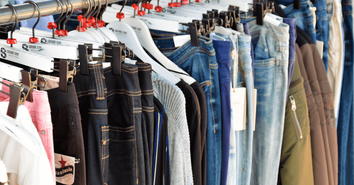 How to Bleach Denim Jeans: A Step-by-Step Guide to DIY Denim Bleaching ...